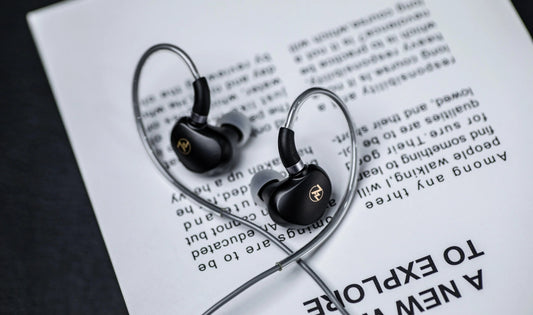 7Hz G1 Professional Gaming IEM Flagship Dynamic Driver Detachable Cable In-Ear Monitor Earphones