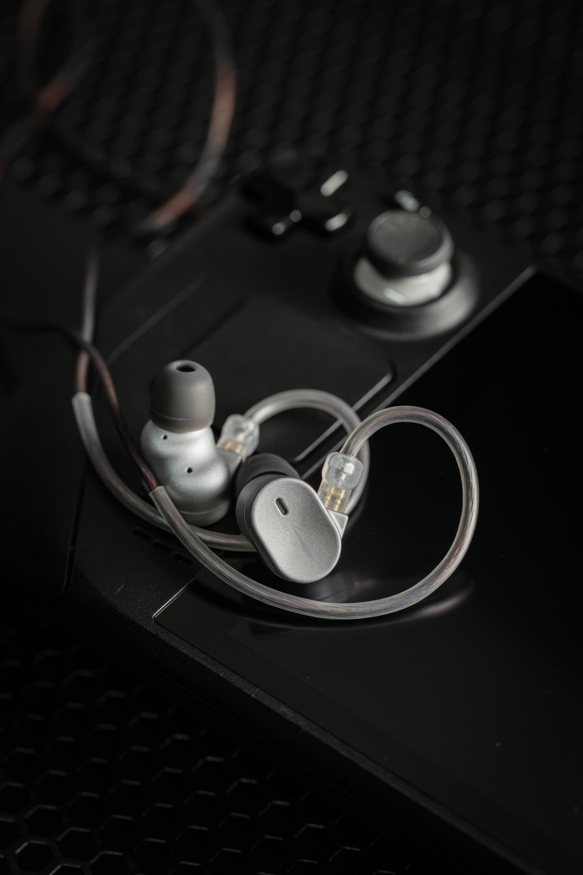 Moondrop CHU III 3 Aluminum Alloy IEM Dynamic Driver Detachable Cable Earphones In-Ear Monitors
